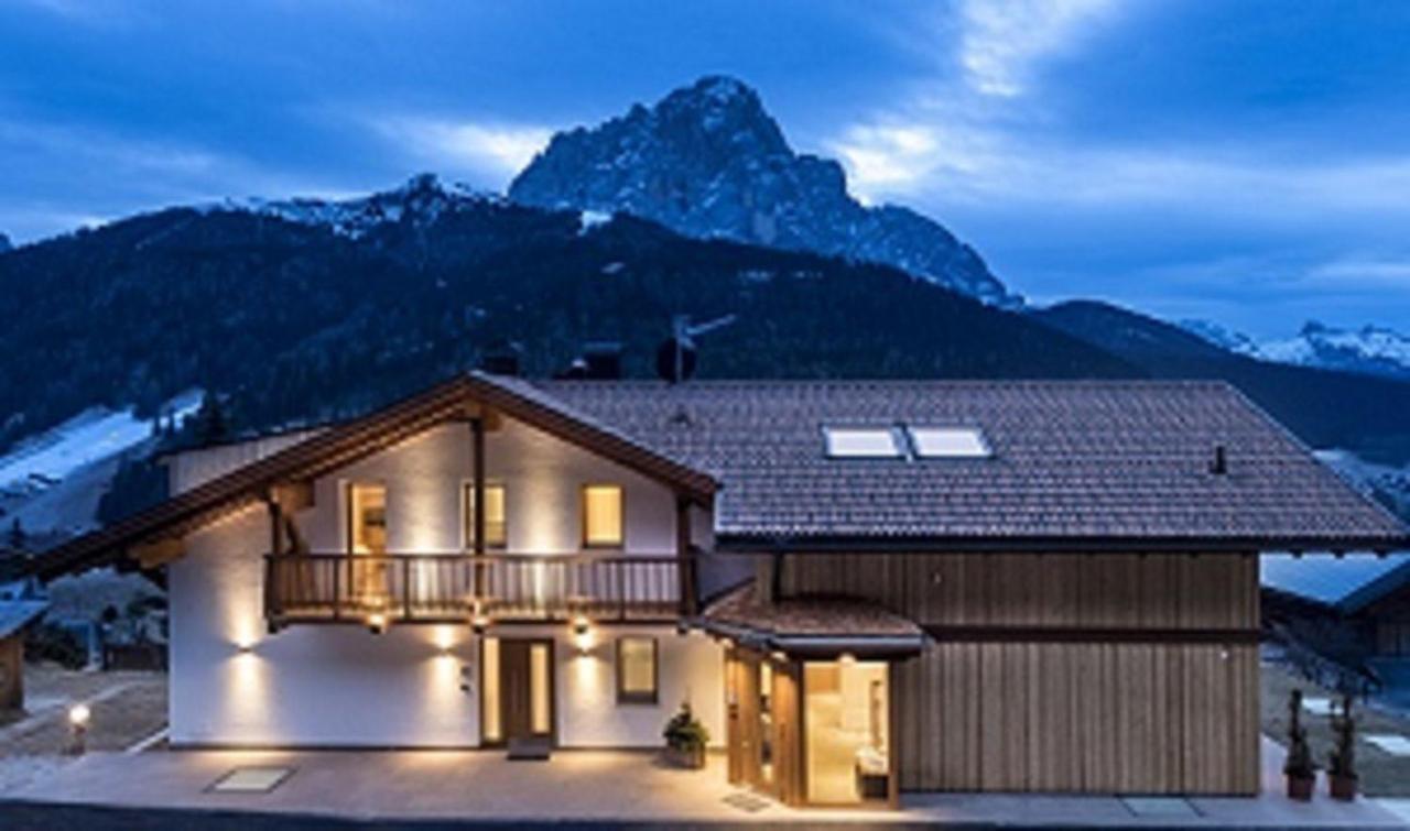 Villa Solinda App Rossini Σέλβα ντι Βαλ Γκαρντένα Εξωτερικό φωτογραφία